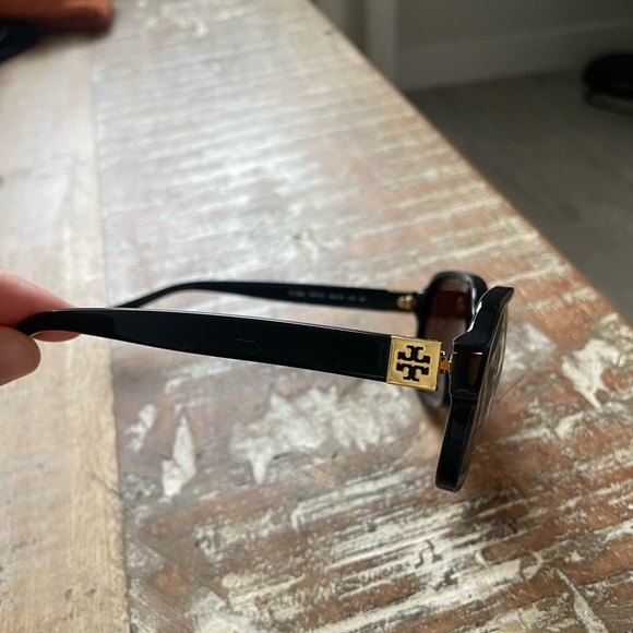 Tory Burch Sunglasses - Picture 2 of 5